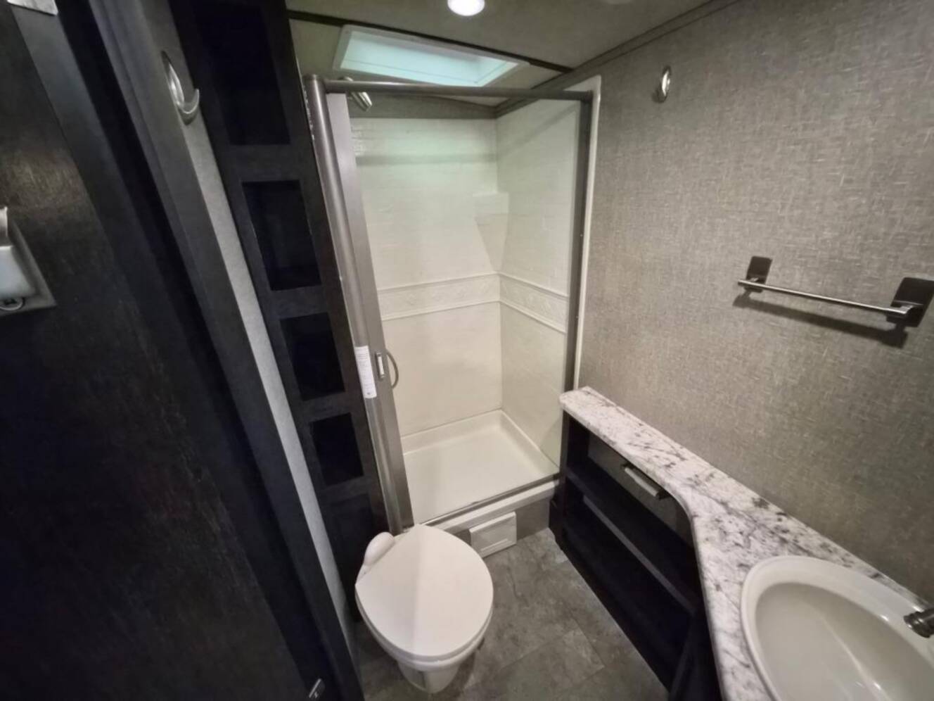 A photo of this 2019 Grand Design Imagine 2800BH