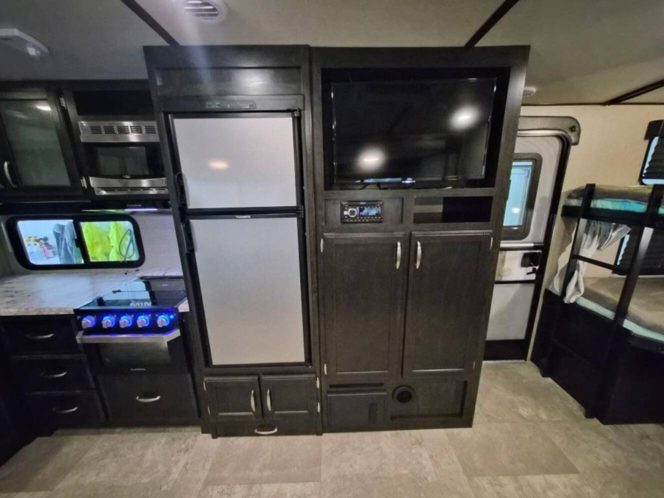 A photo of this 2019 Grand Design Imagine 2800BH