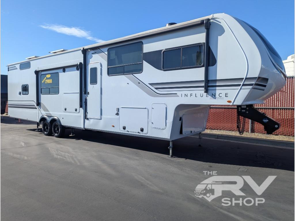 2025 Grand Design Influence 3804DS in ventura CA