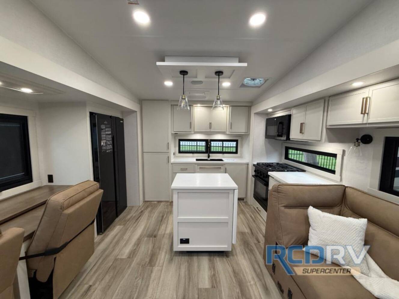 A photo of this 2027 Brinkley Model Z 2700