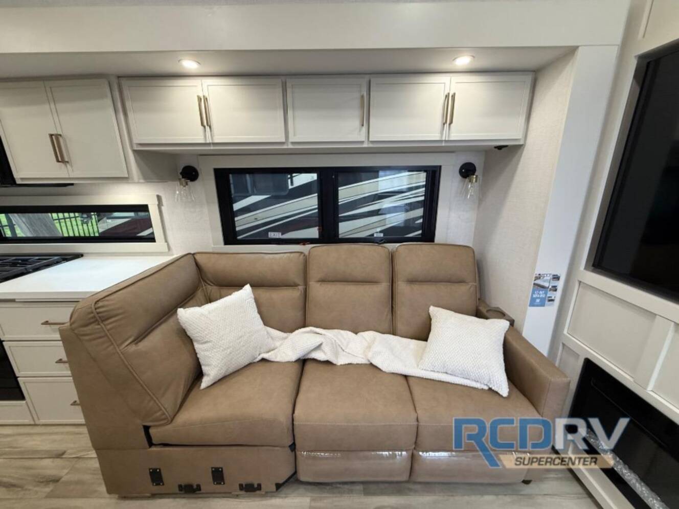 A photo of this 2027 Brinkley Model Z 2700