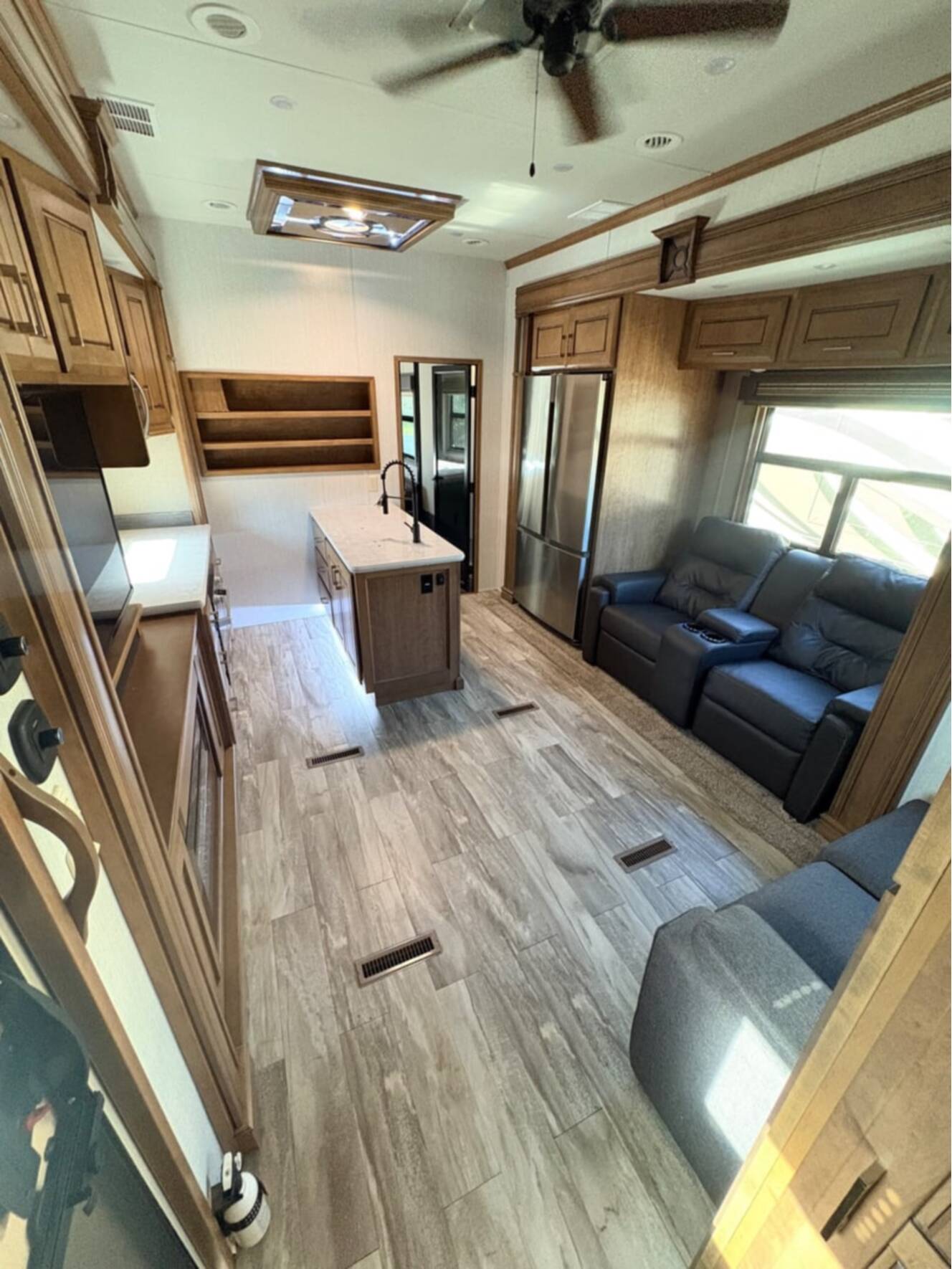 A photo of this 2022 DRV Full House MX450