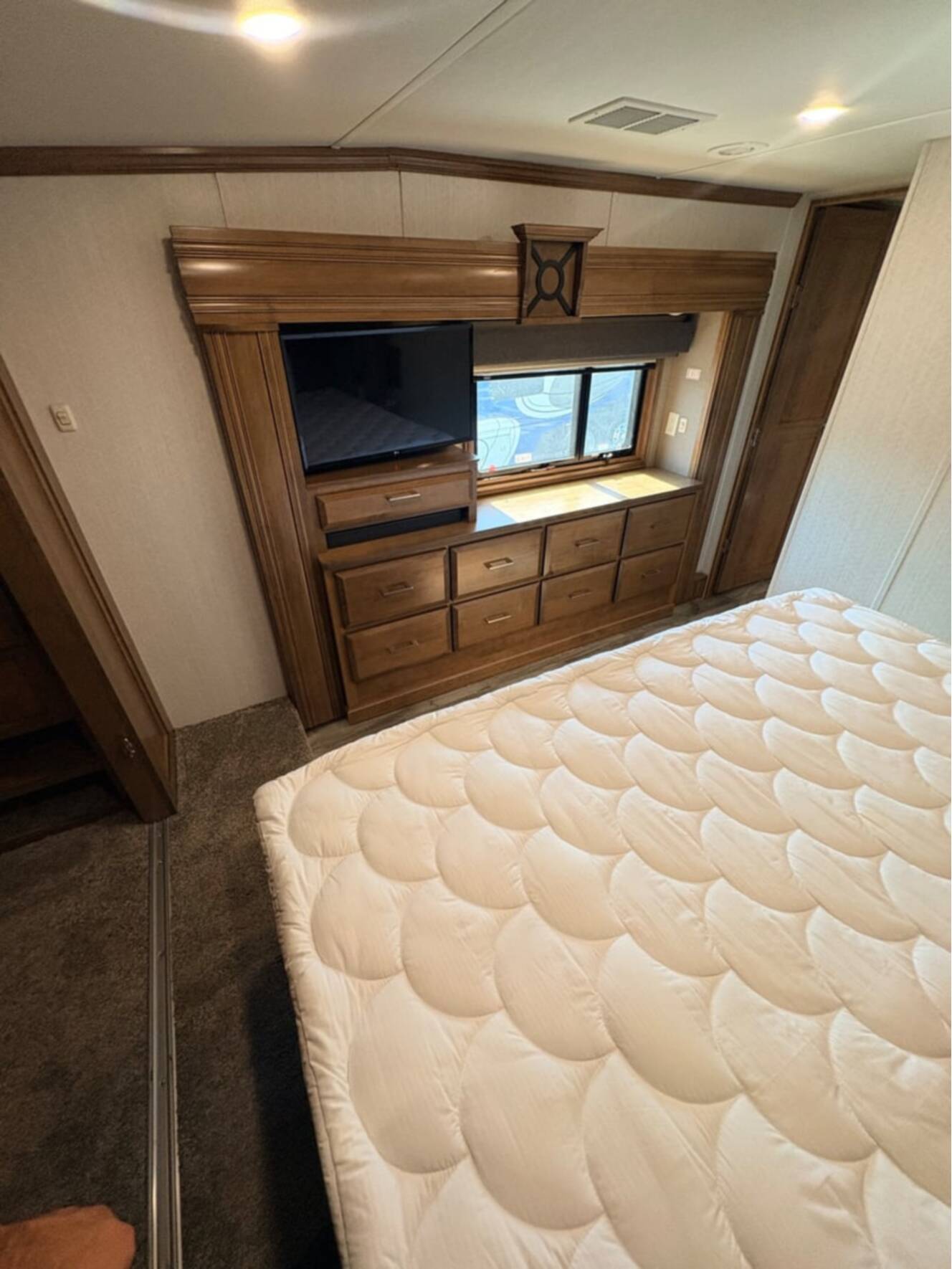 A photo of this 2022 DRV Full House MX450