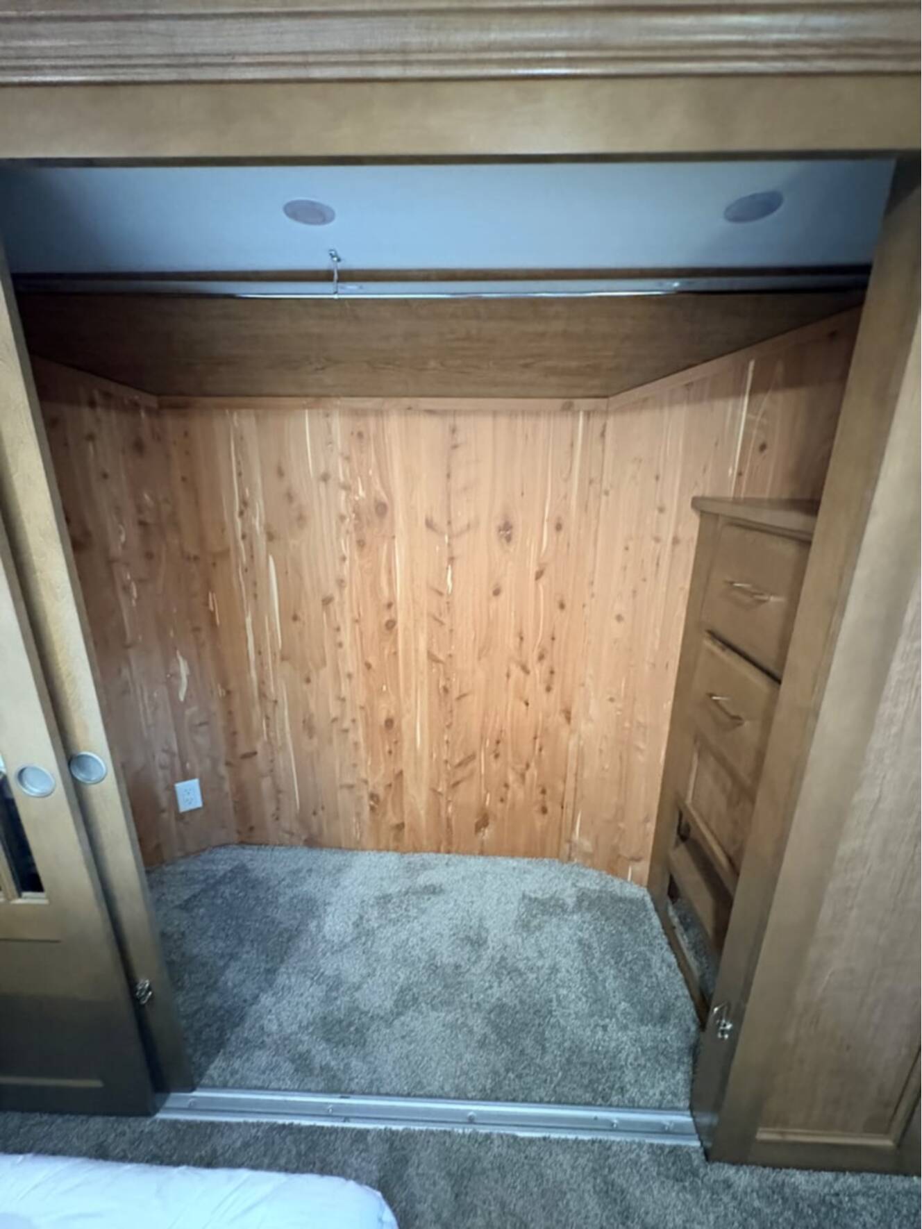 A photo of this 2022 DRV Full House MX450