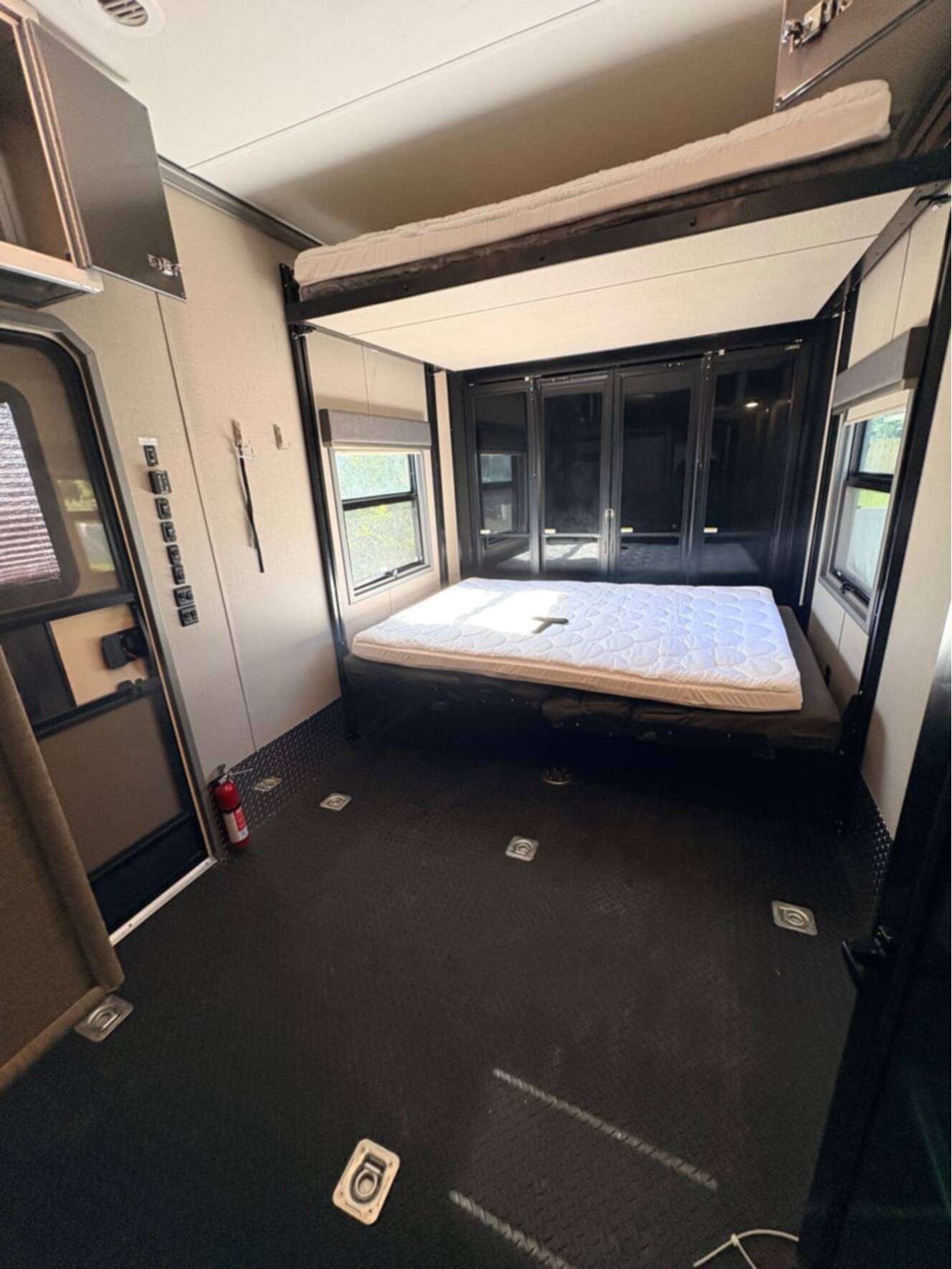 A photo of this 2022 DRV Full House MX450