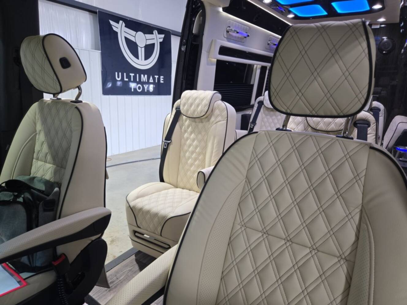 A photo of this 2027 Ultimate Toys COACH