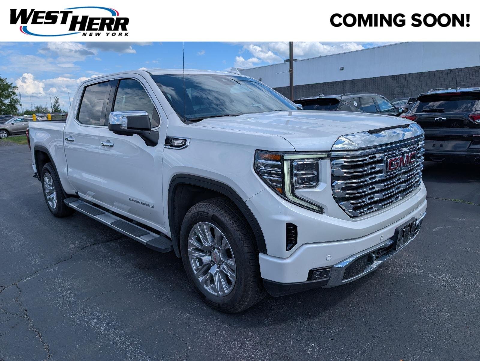 2024 GMC SIERRA in East Syracuse, NY