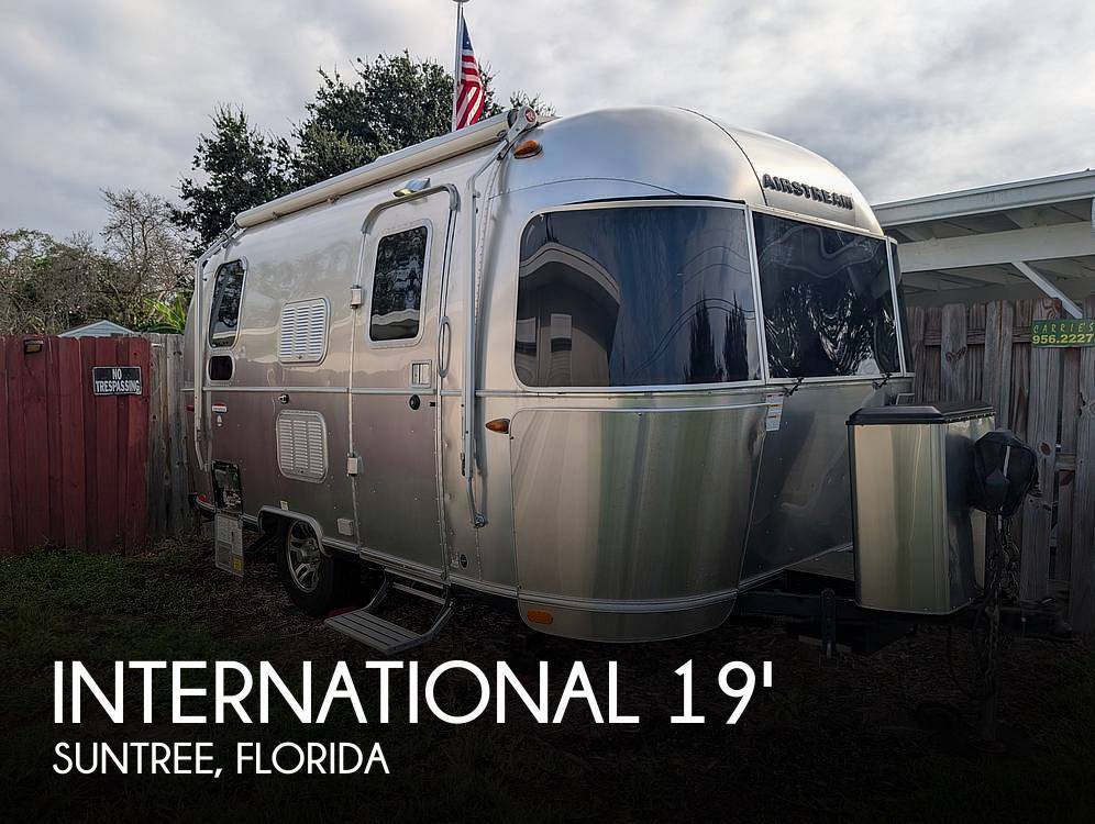 2017 Airstream International Serenity 19 in suntree FL
