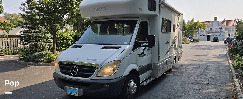 2010 Itasca Navion 24K in red bank NJ