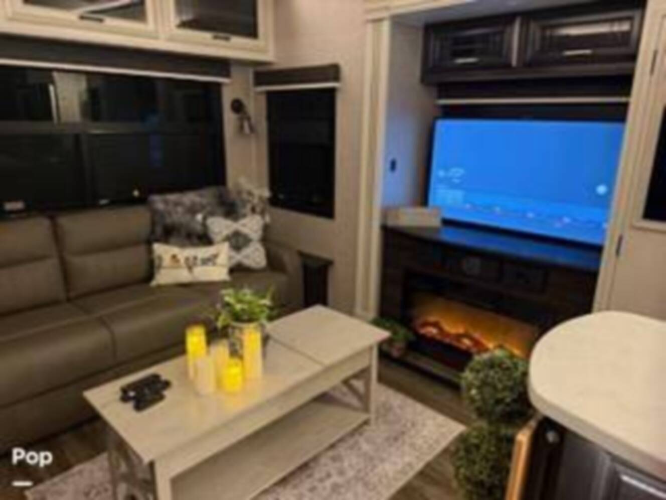 A photo of this 2023 Jayco Pinnacle 36SSWS