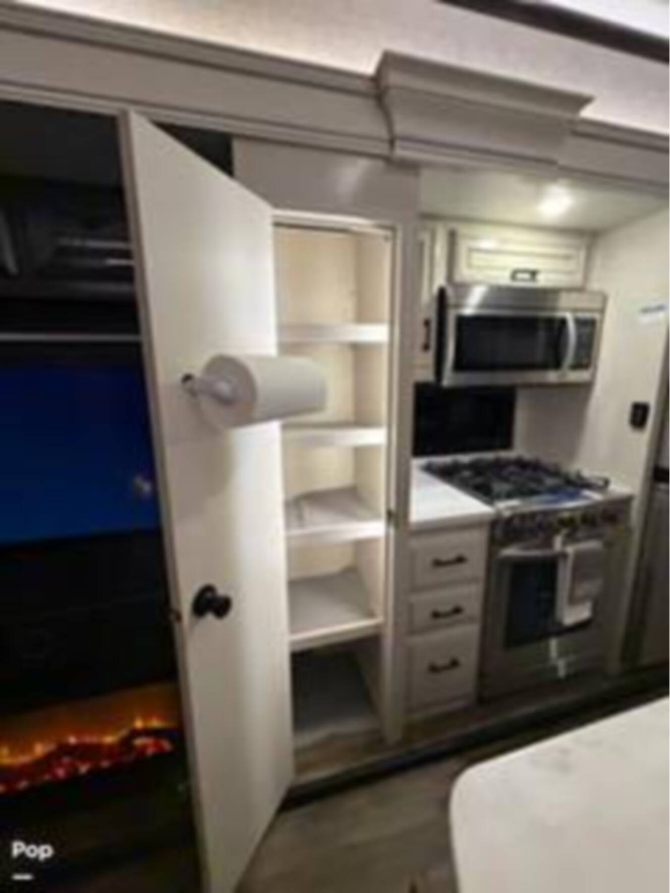 A photo of this 2023 Jayco Pinnacle 36SSWS