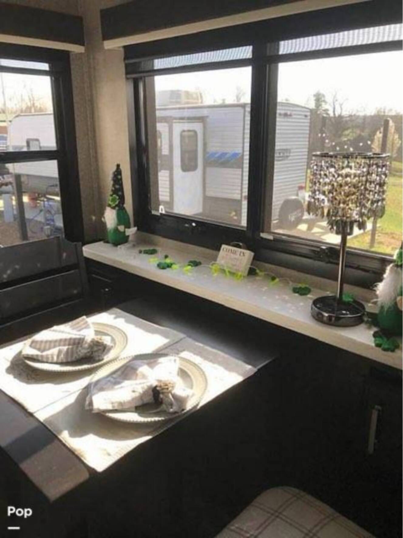 A photo of this 2023 Jayco Pinnacle 36SSWS