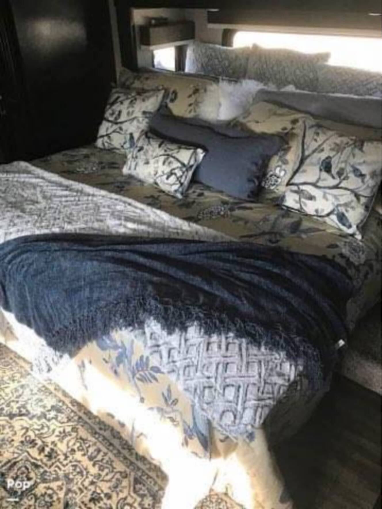A photo of this 2023 Jayco Pinnacle 36SSWS