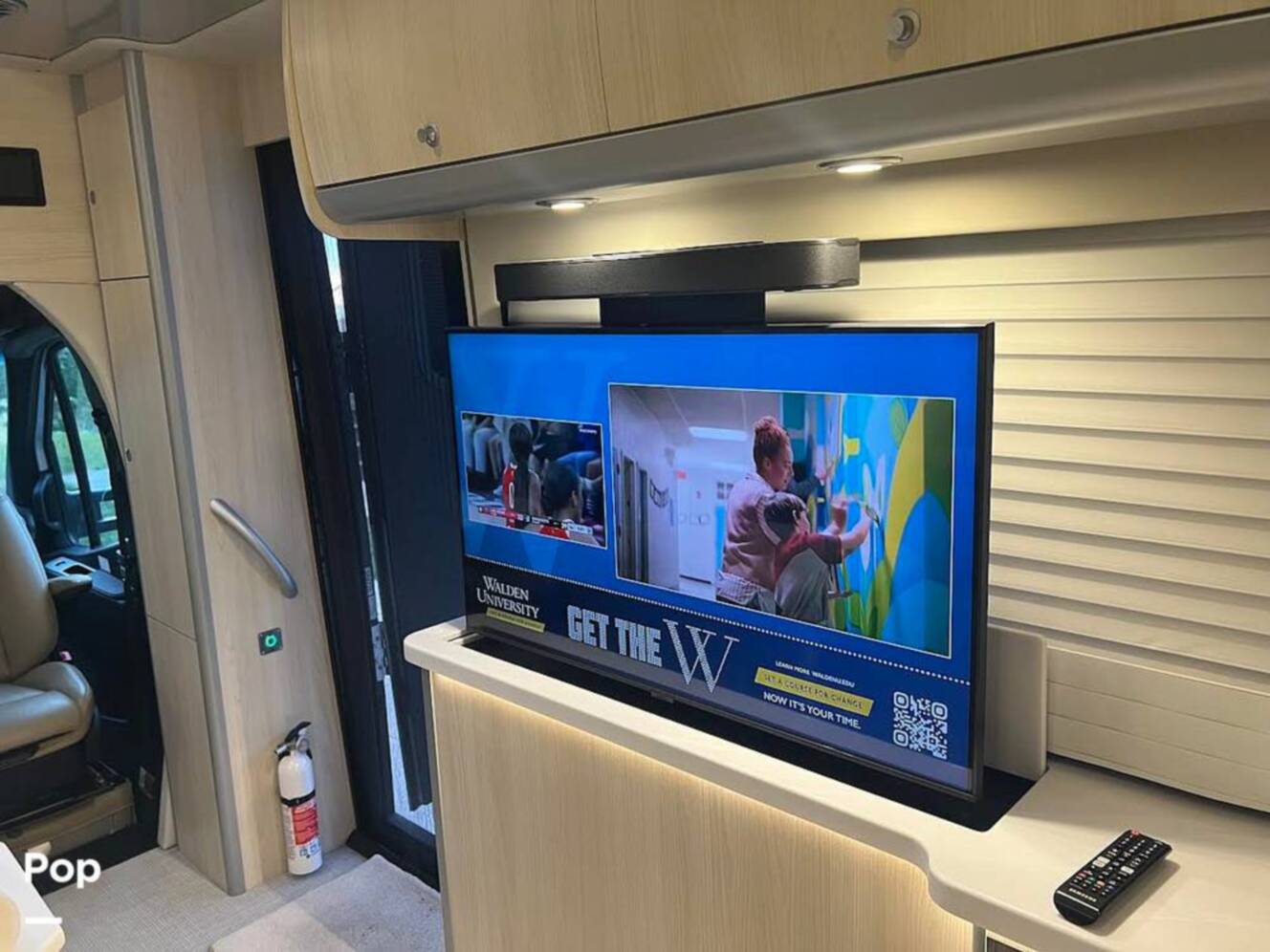 A photo of this 2025 Airstream Atlas Murphy Suite E1