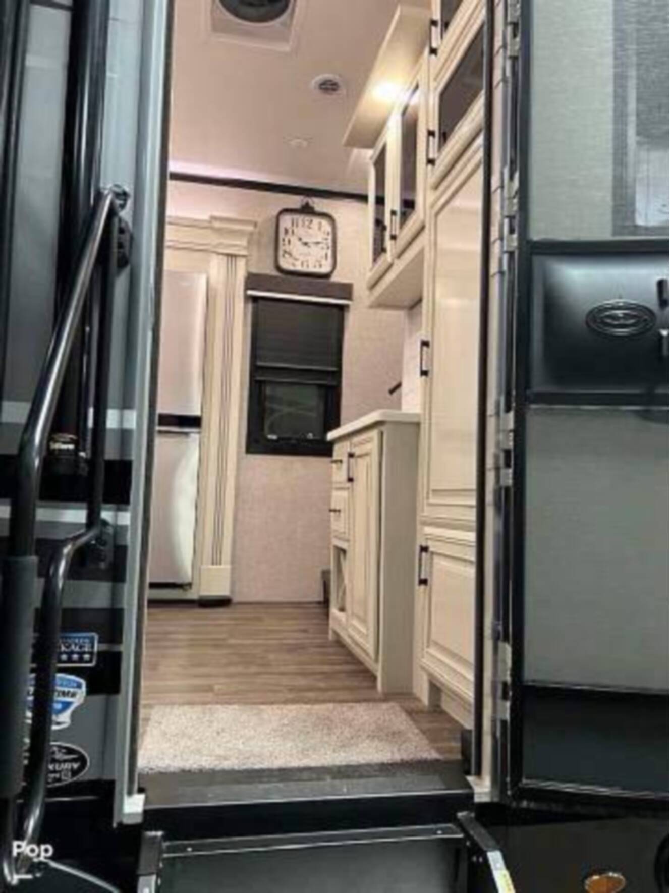 A photo of this 2023 Jayco Pinnacle 36SSWS