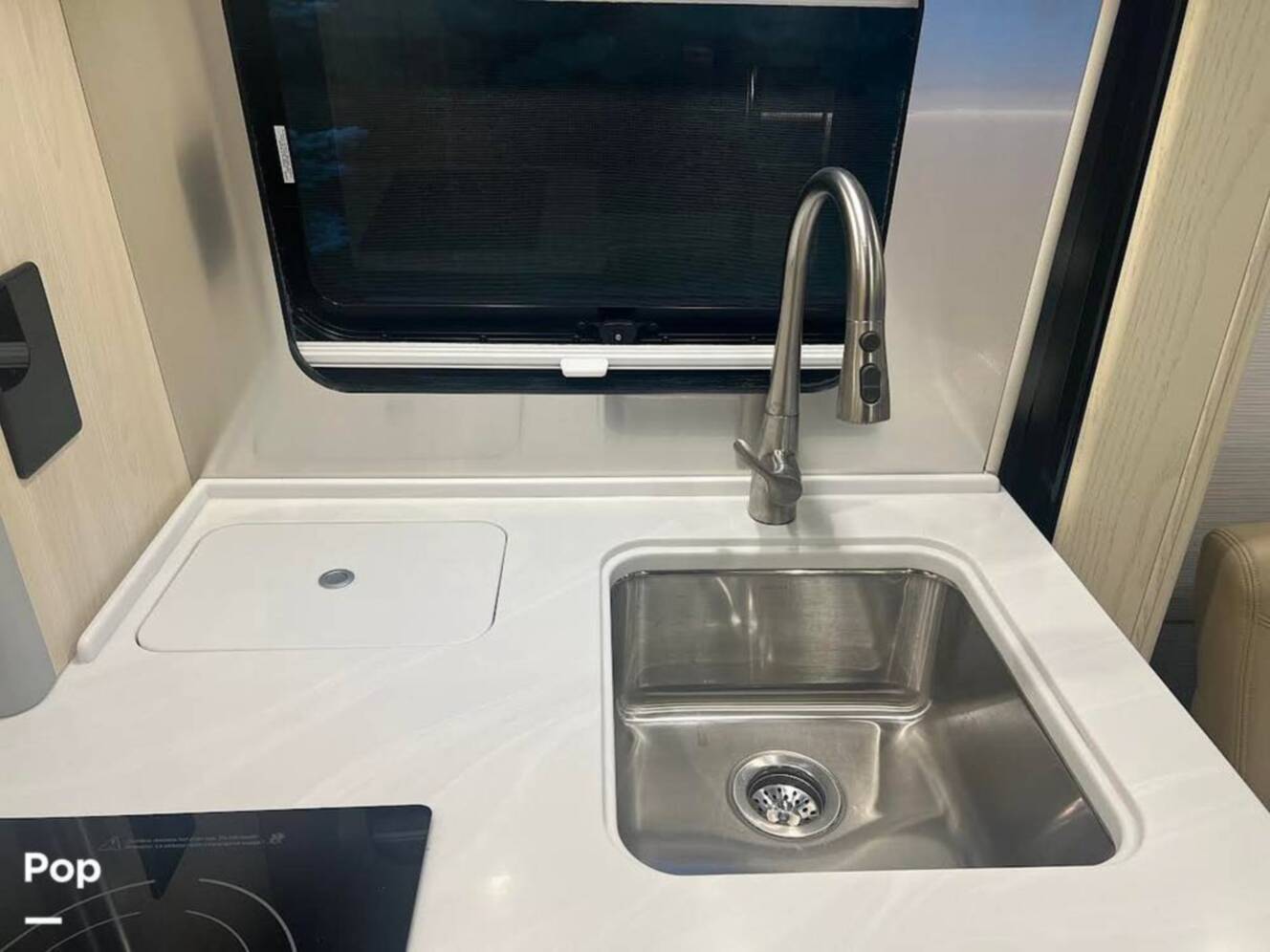 A photo of this 2025 Airstream Atlas Murphy Suite E1