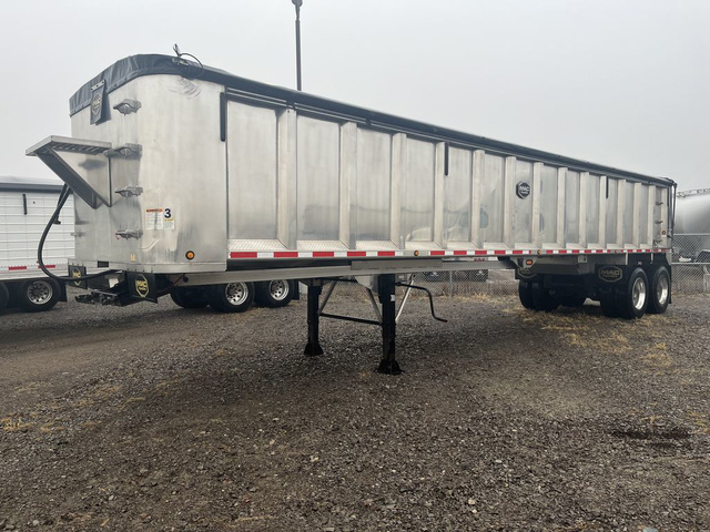 2013 Mac Trailer 39X96x60 in Delphos, ME