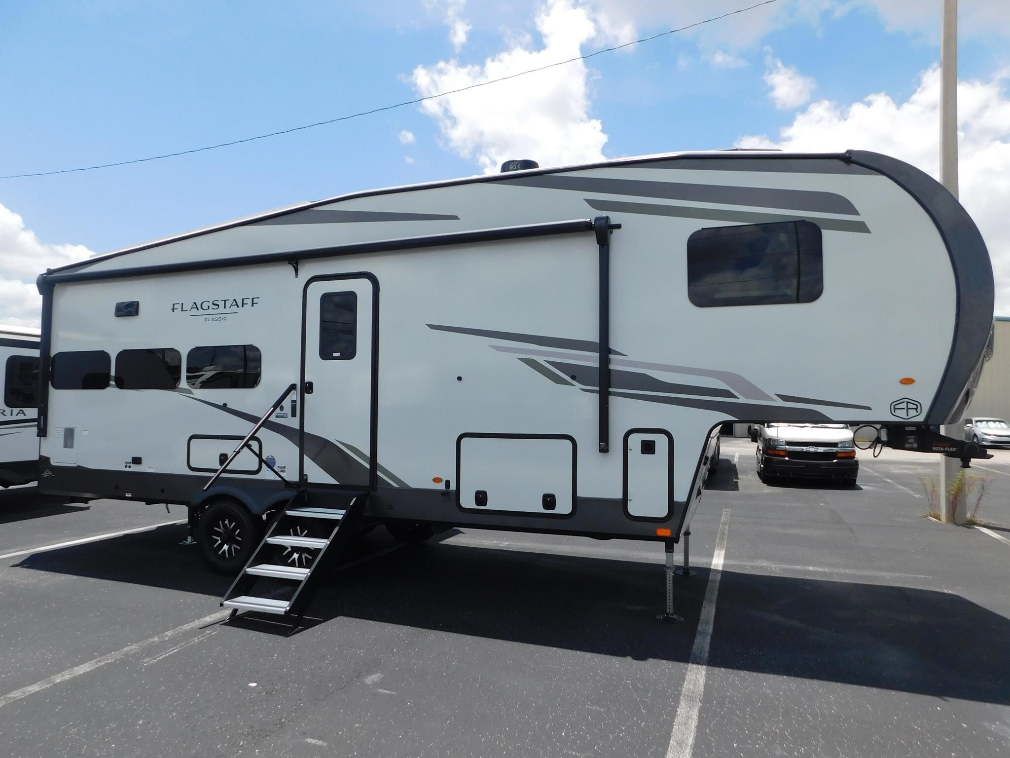 2026 Forest River FLAGSTAFF CLASSIC 301RKS RV