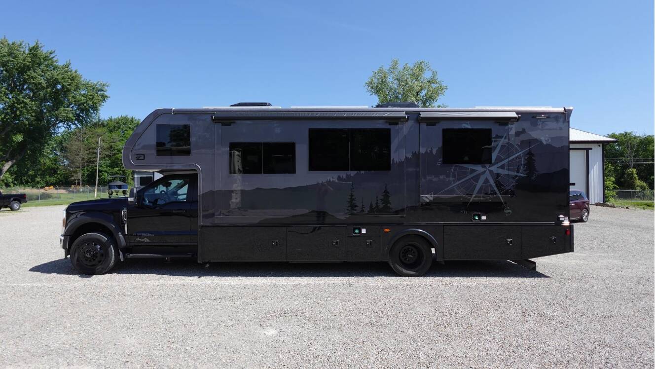 A photo of this 2027 Dynamax ISATA 6 30FW