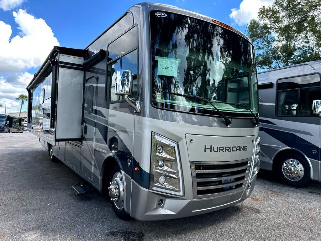 2027 Thor Motor Coach Hurricane 35A RV