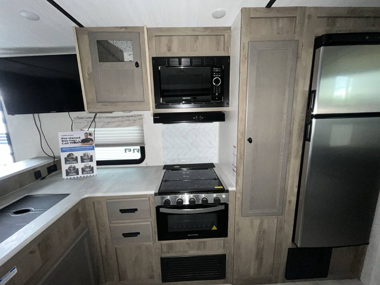 A photo of this 2022 Forest River SURVEYOR 276BHLE