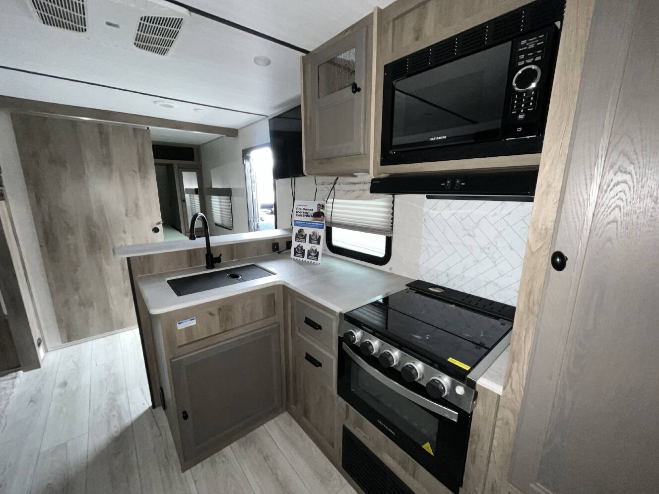 A photo of this 2022 Forest River SURVEYOR 276BHLE
