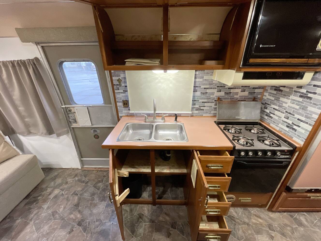 A photo of this 1986 Airstream AIRSTREAM ARGOSY