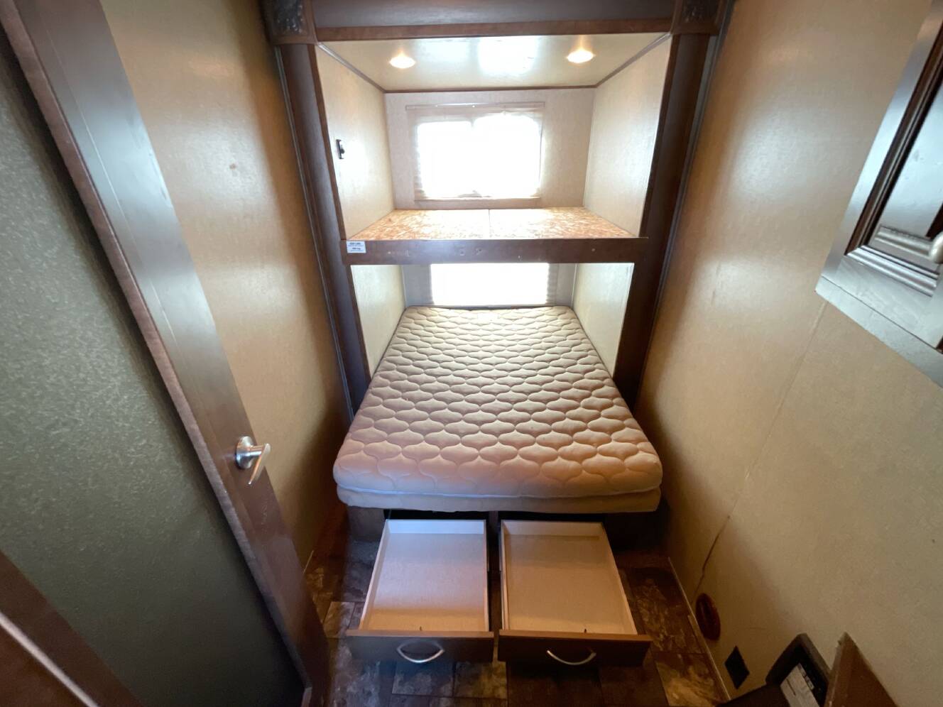 A photo of this 2015 Coachmen CHAPARRAL 360IBL