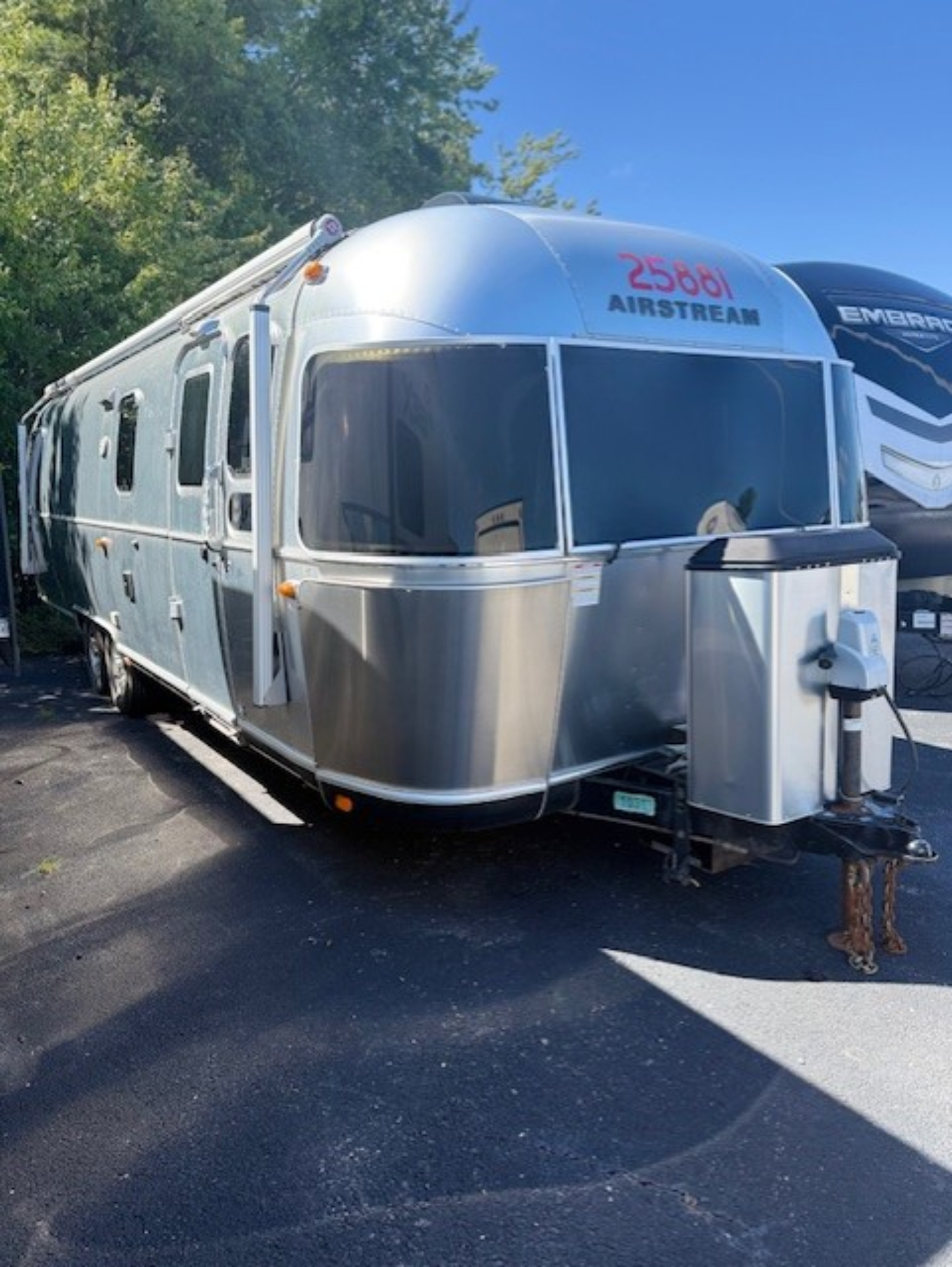 2018 Airstream CLASSIC 30RB QUEEN in berkley MA