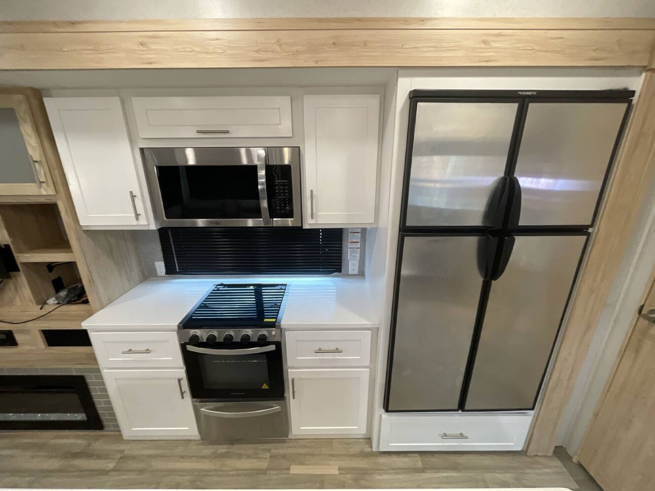 A photo of this 2022 Alliance AVENUE 32RLS