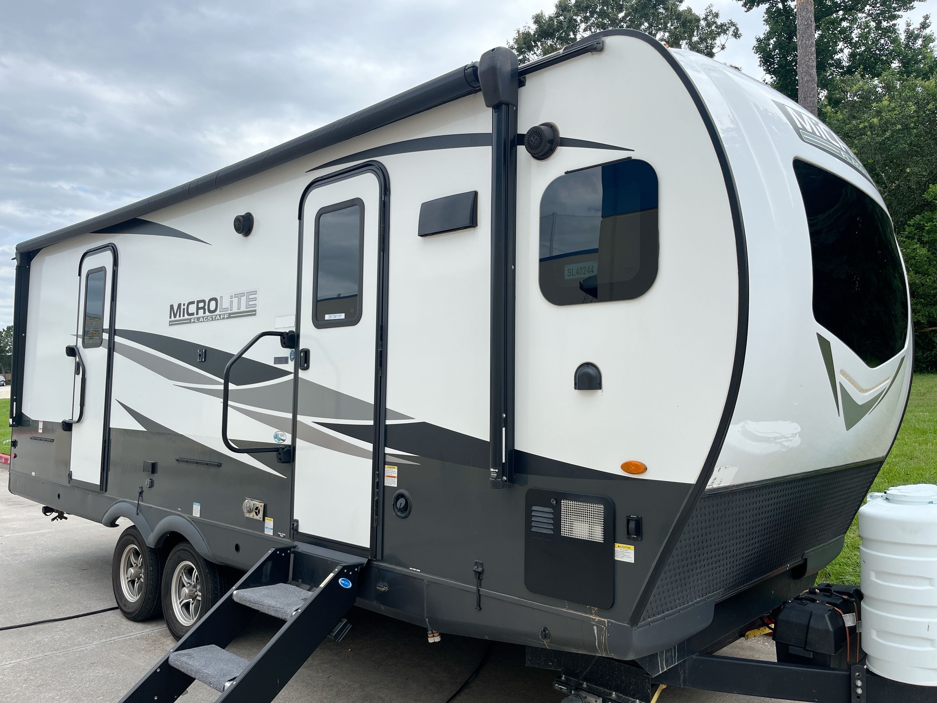 2024 Forest River FLAGSTAFF MICRO LITE 25FKBS RV