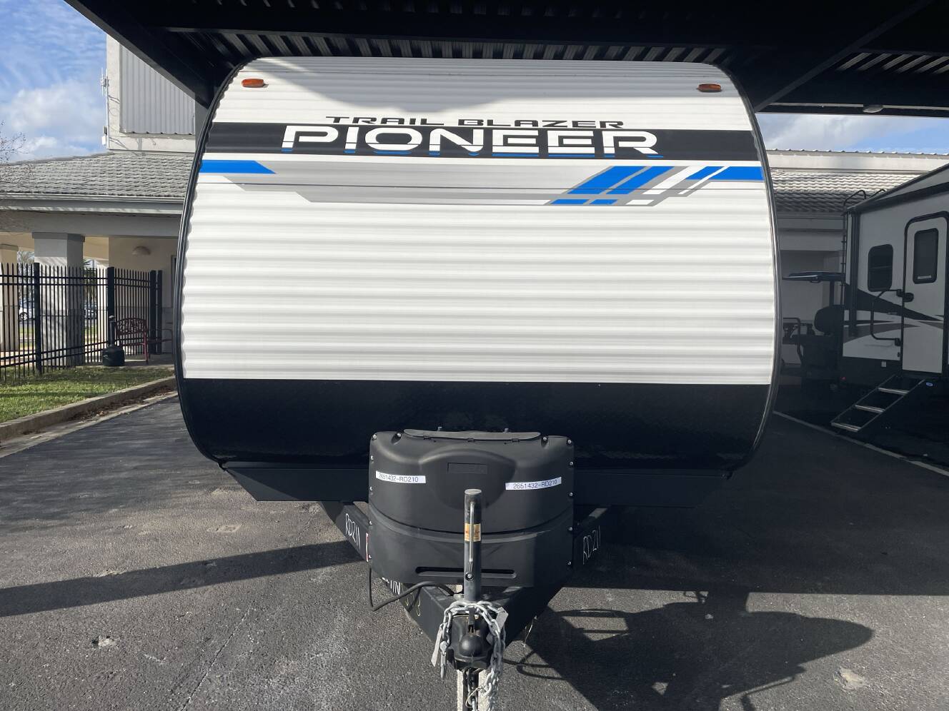 A photo of this 2024 Heartland PIONEER RD210