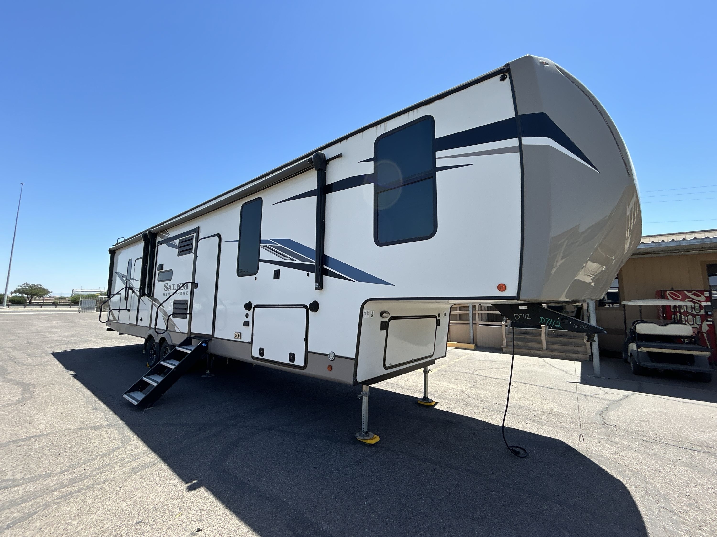 2022 Forest River SALEM HEMISPHERE 353BED RV