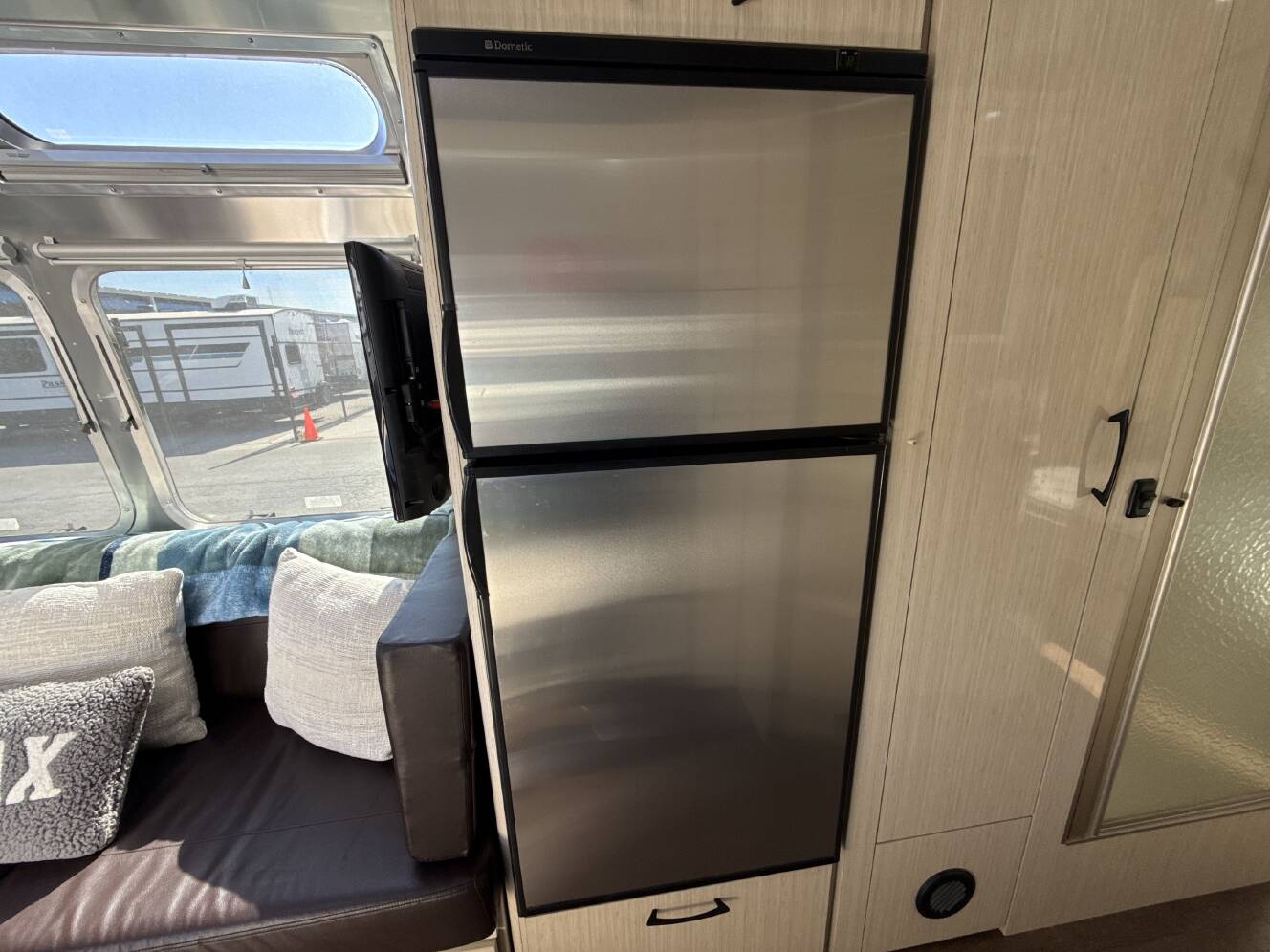 A photo of this 2016 Airstream INTERNATIONAL SERENITY 25FB