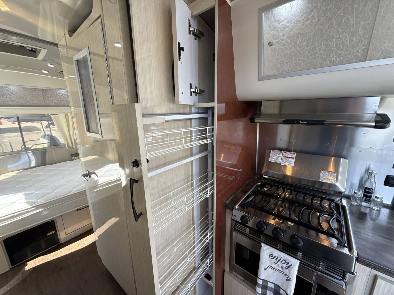 A photo of this 2016 Airstream INTERNATIONAL SERENITY 25FB
