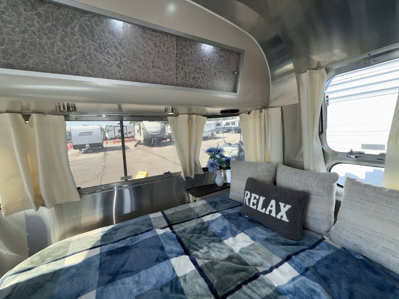 A photo of this 2016 Airstream INTERNATIONAL SERENITY 25FB