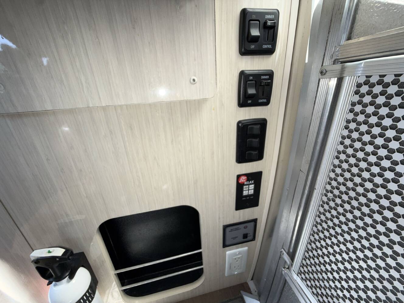 A photo of this 2016 Airstream INTERNATIONAL SERENITY 25FB
