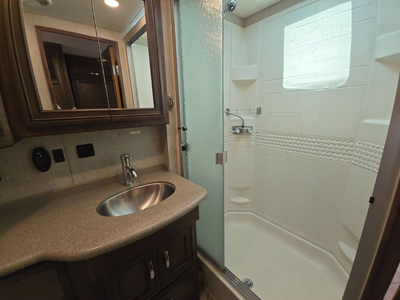 A photo of this 2020 Newmar BAY STAR 3626