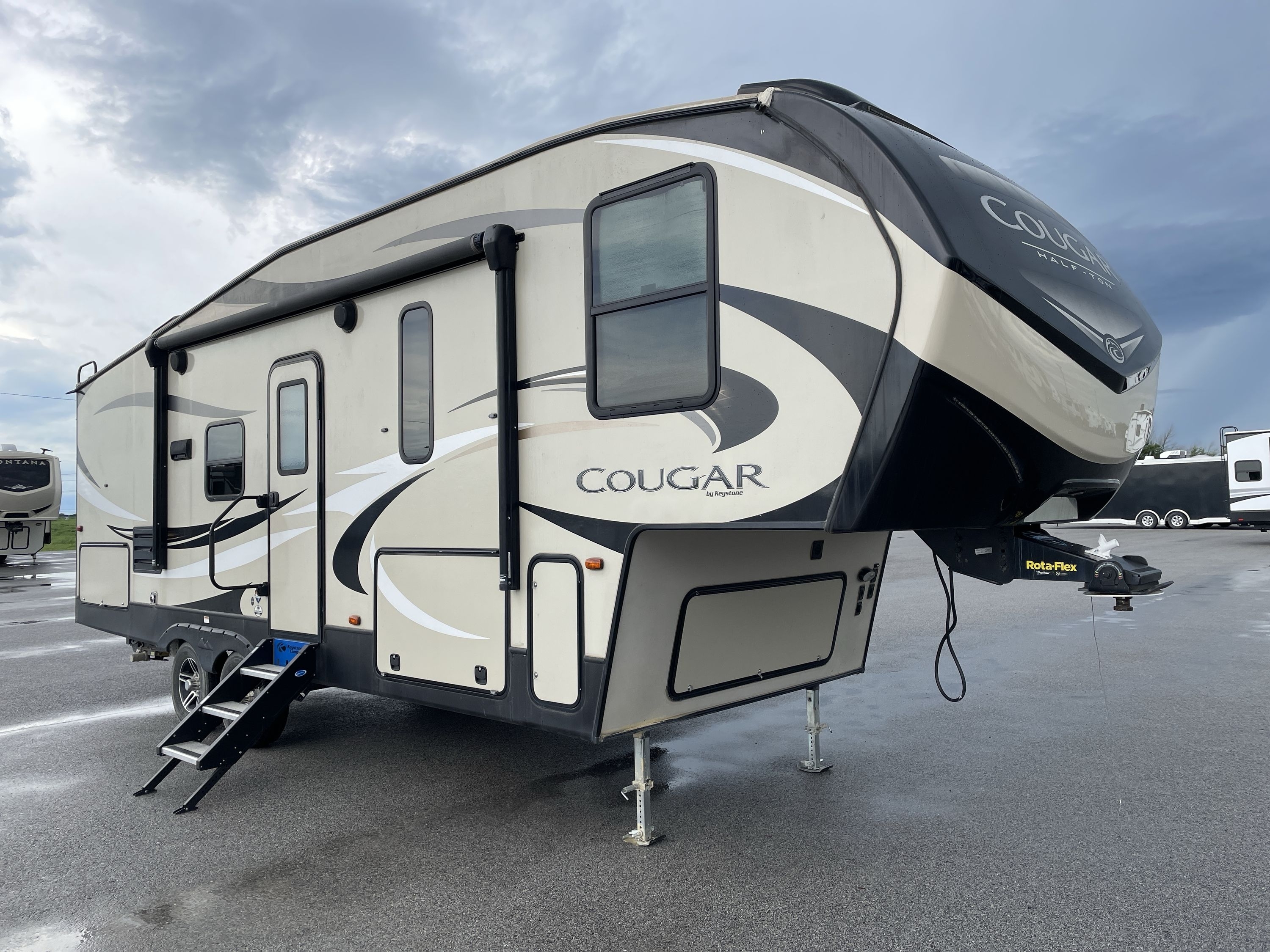 2019 Keystone COUGAR 25RES in davenport IA