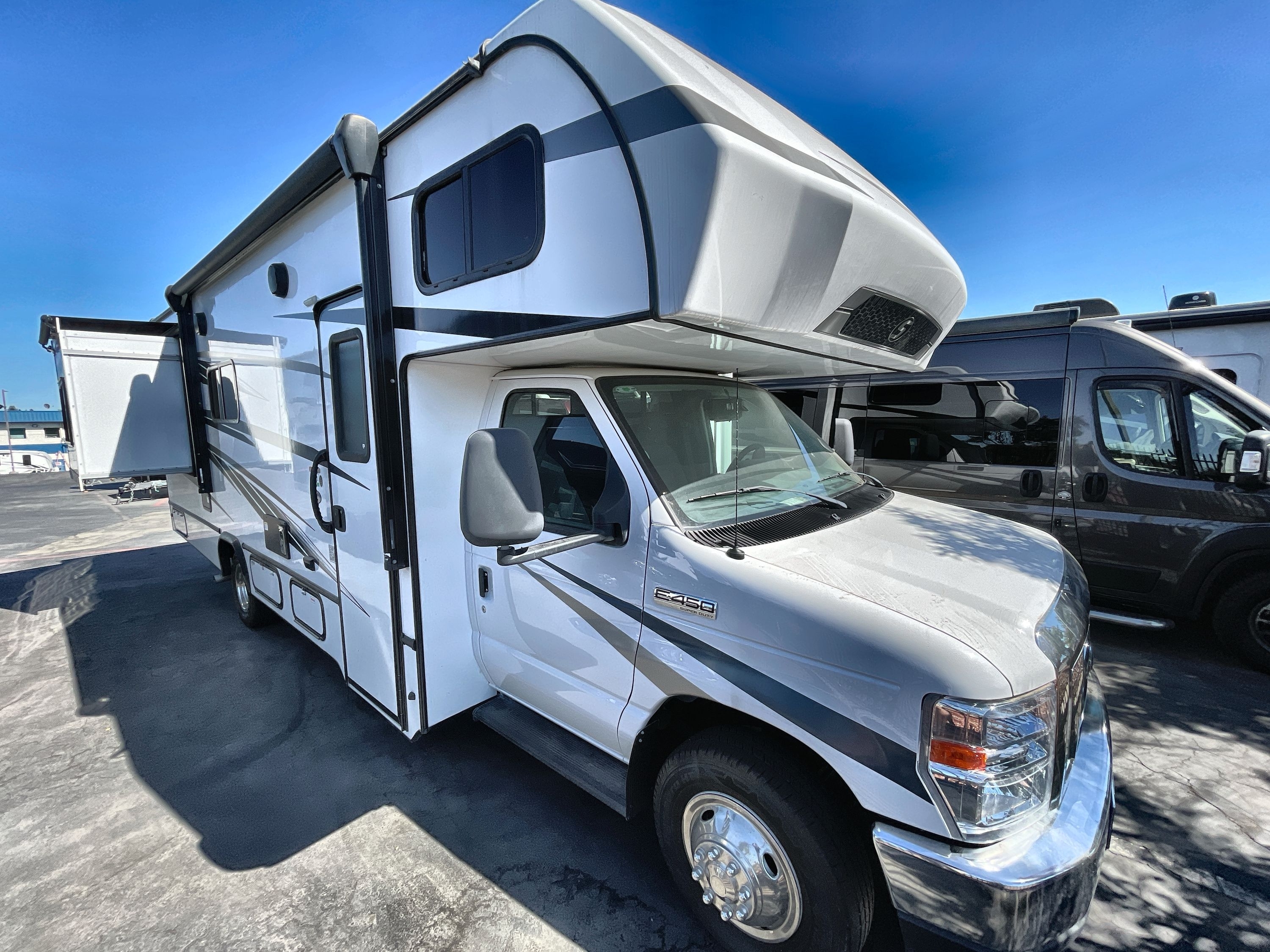 2023 Forest River SUNSEEKER LE 2550DSF 2550DSLE in roseville CA