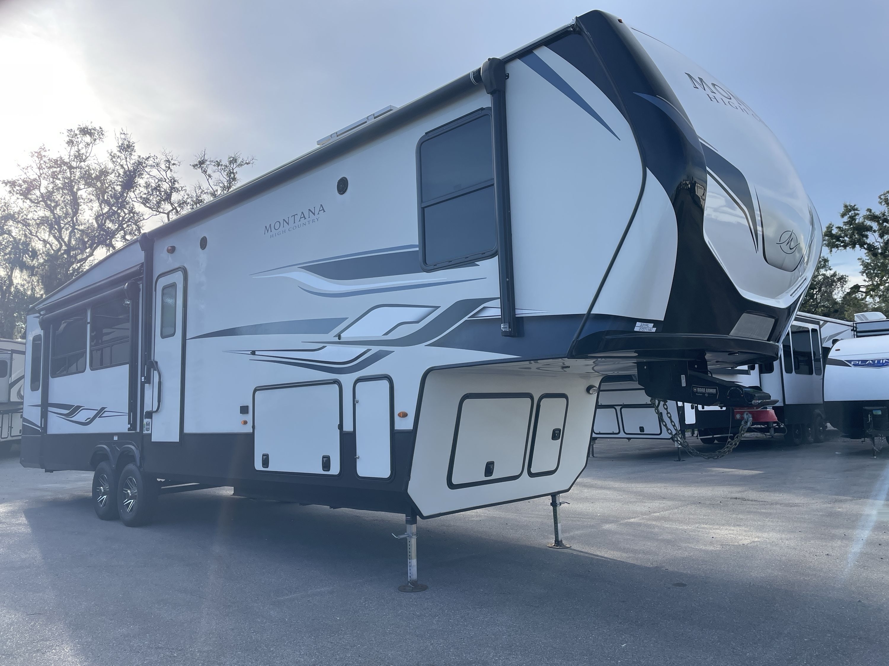 2023 Keystone MONTANA HIGH COUNTRY 331RL RV