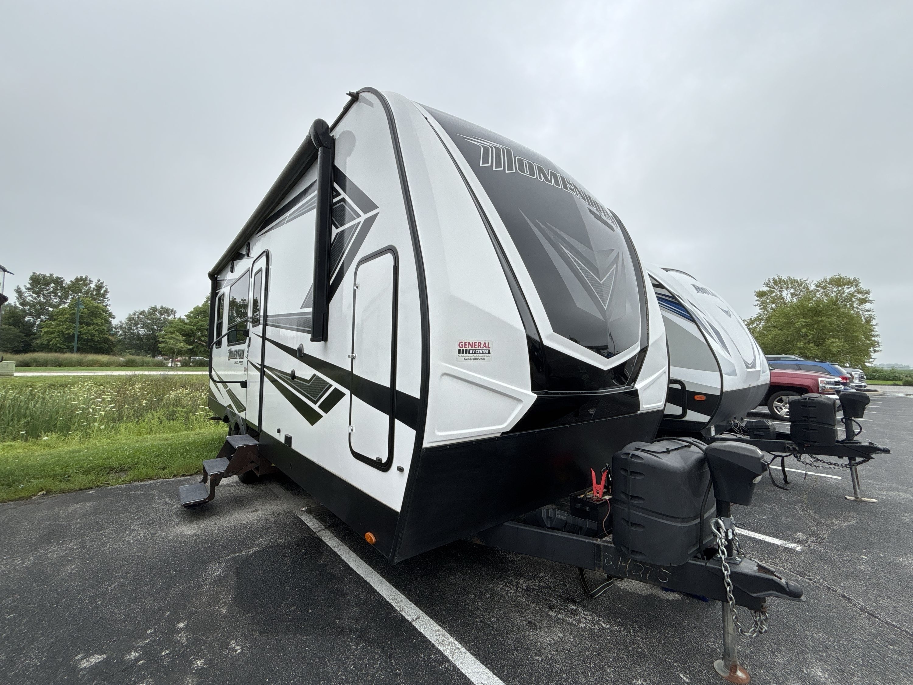 2021 Grand Design MOMENTUM 21G in rossford OH