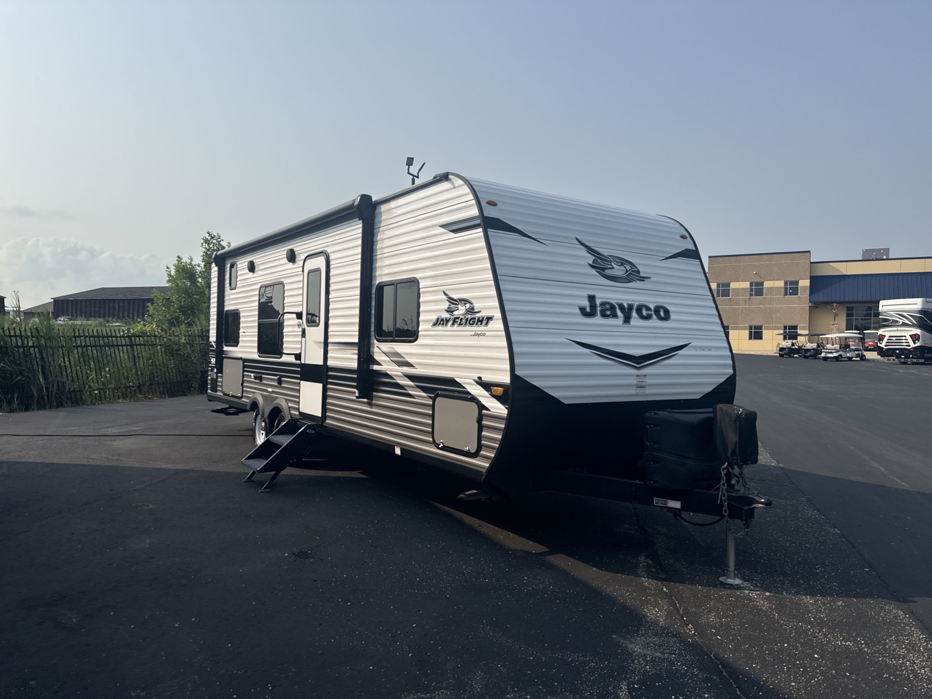 2022 Jayco JAY FLIGHT SLX 264BH in sturtevant WI