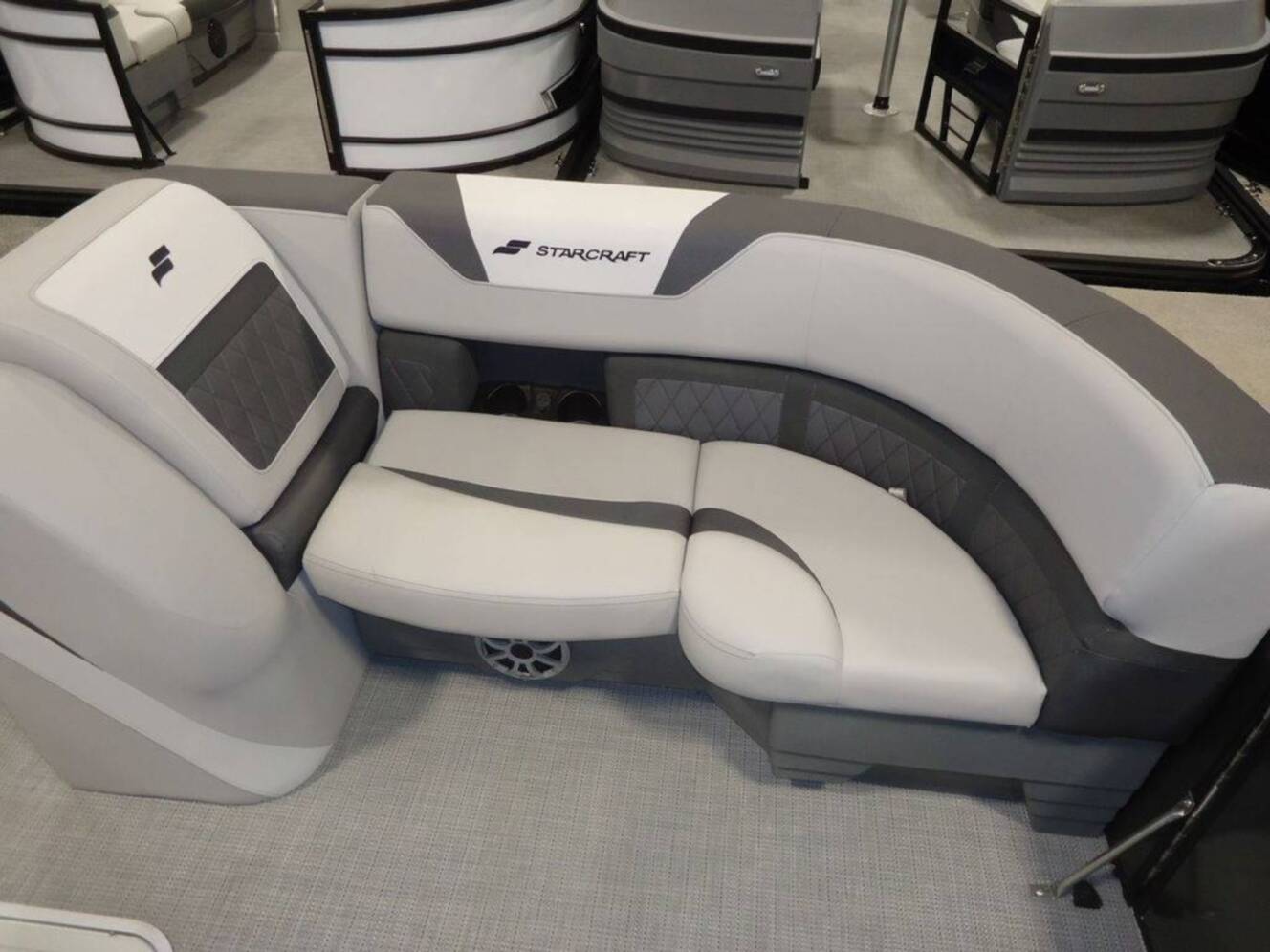 A photo of this 2026 Starcraft Marine SLS 3