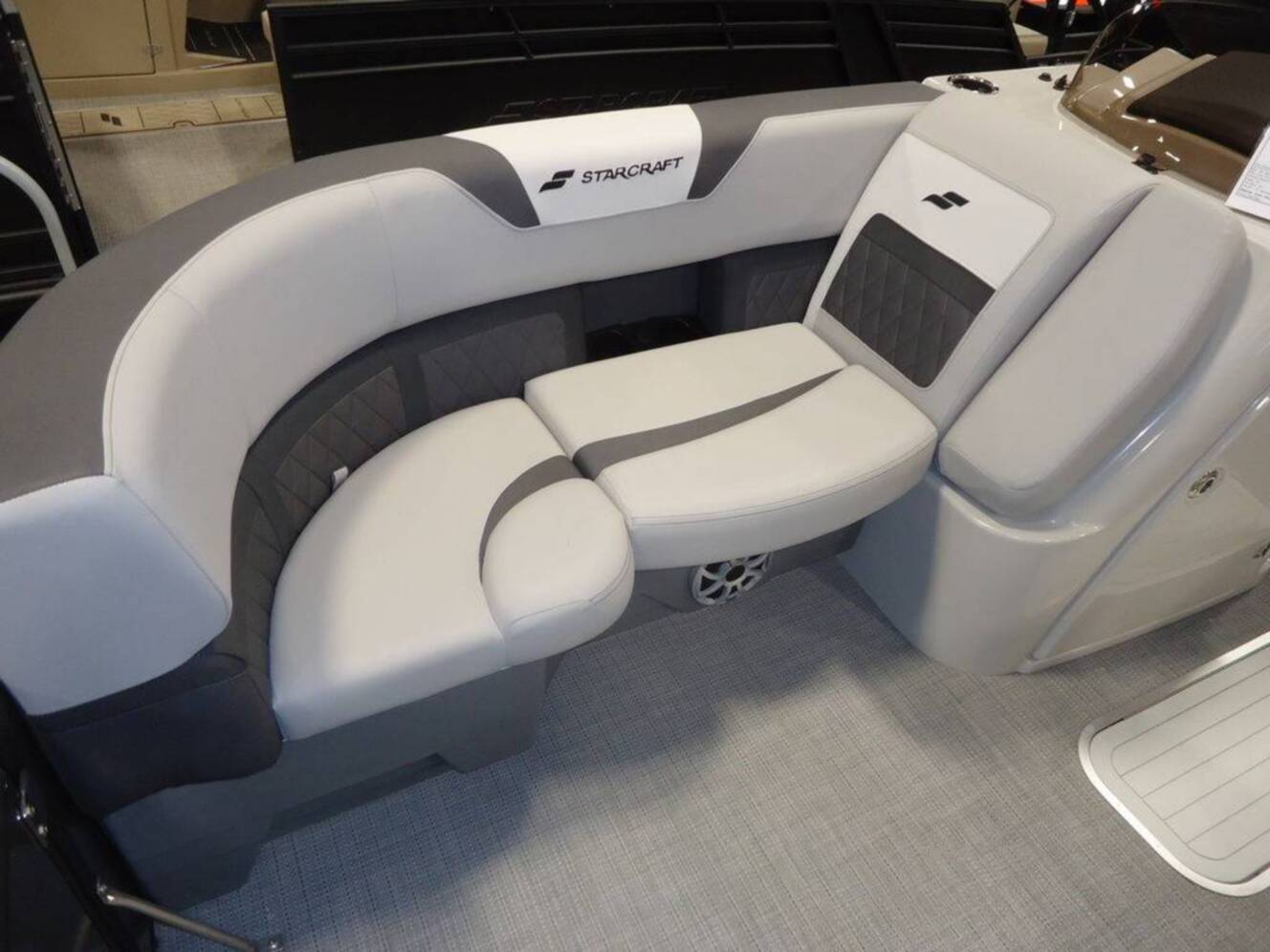 A photo of this 2026 Starcraft Marine SLS 3