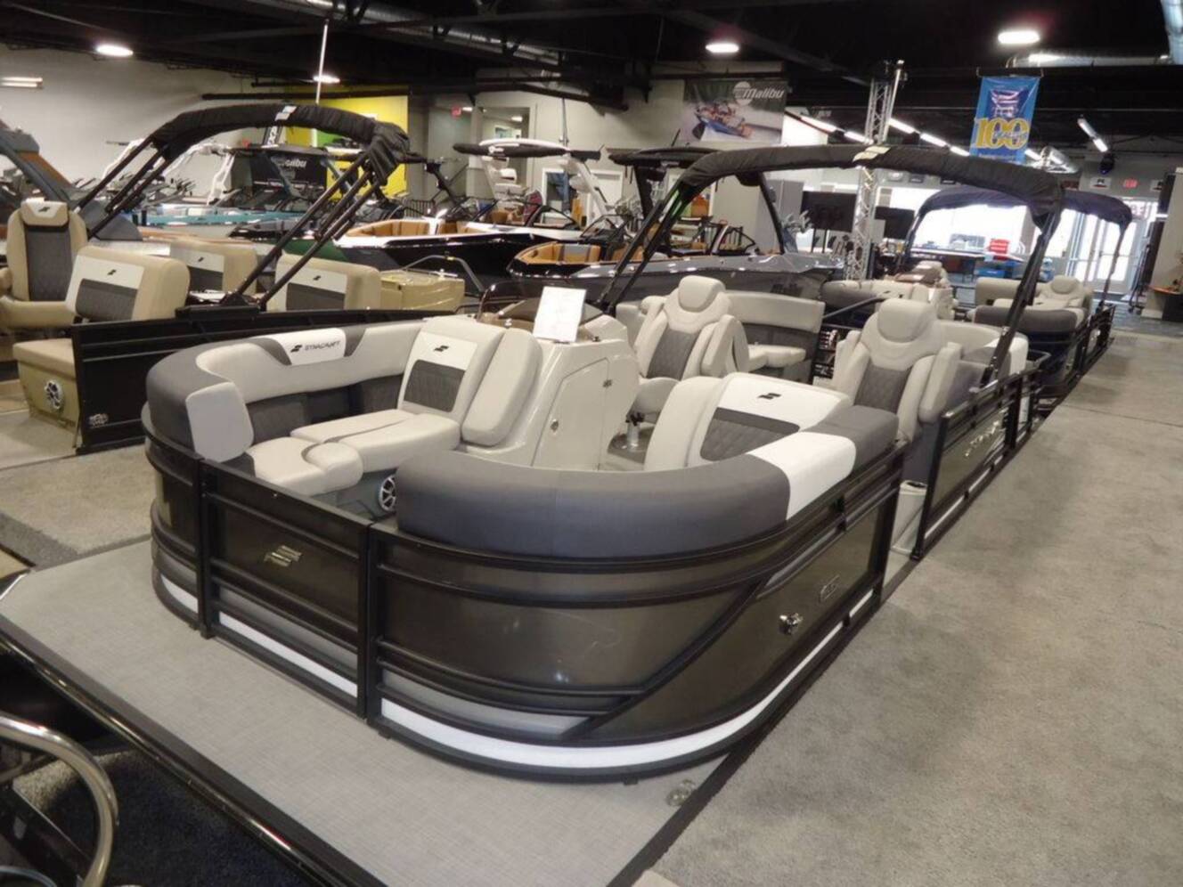 A photo of this 2026 Starcraft Marine SLS 3