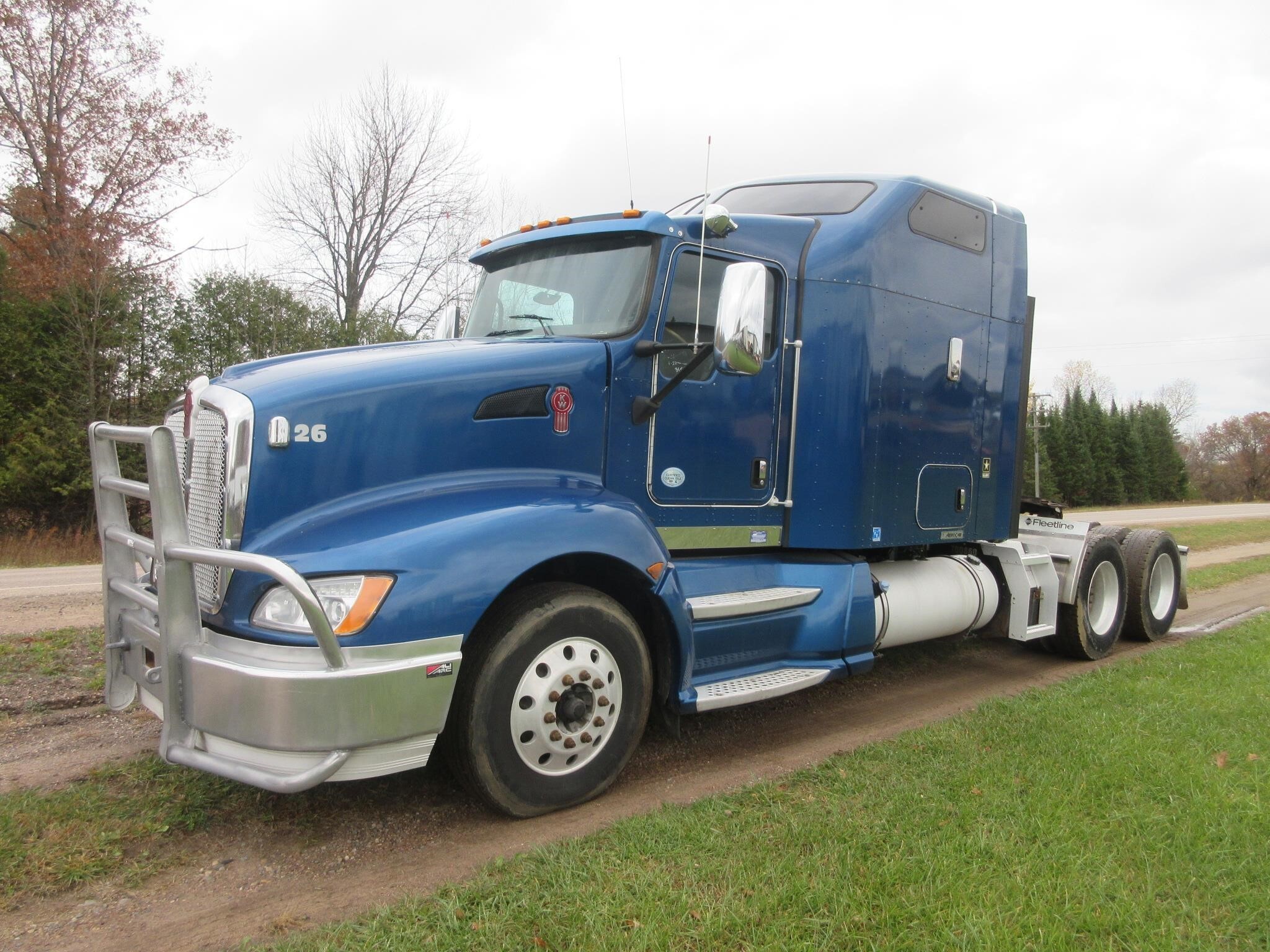 2013 KENWORTH T660 in Wittenberg, WI