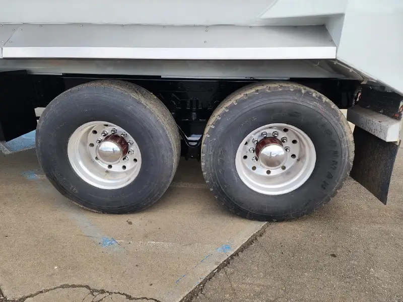 1996 FREIGHTLINER FLD120