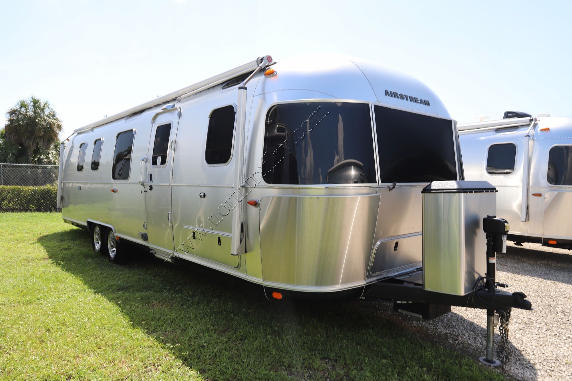 2023 Airstream Classic 33FB TWIN in ft. myers FL