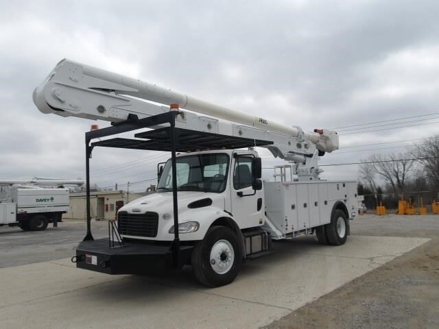 2020 FREIGHTLINER BUSINESS CLASS M2 106 in Fort Wayne, IN